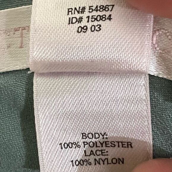 VINTAGE Y2K Victoria’s Secret Satin Lace Sleep Set Size Small - Picture 11 of 12